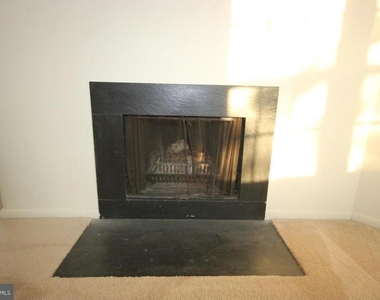 2832 Wakefield Street S - Photo Thumbnail 18