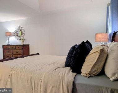 21 Miller Circle - Photo Thumbnail 10
