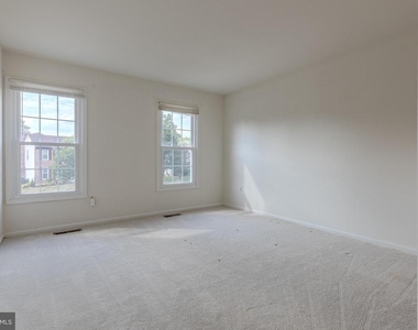 3929 Sunflower Circle - Photo Thumbnail 29