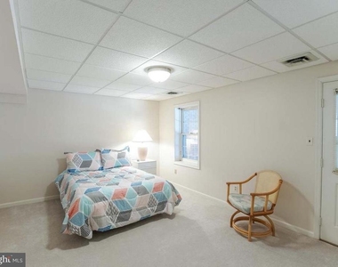 9720 Holloway Hill Court - Photo Thumbnail 21