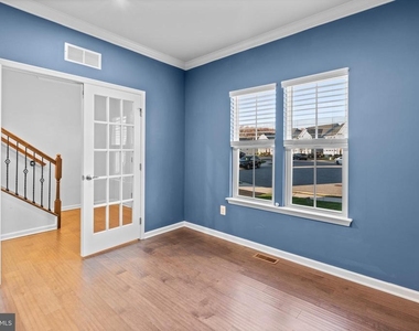 311 Sunrise Court - Photo Thumbnail 6