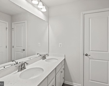 311 Sunrise Court - Photo Thumbnail 34