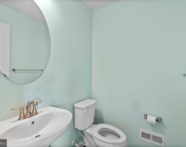 311 Sunrise Court - Photo Thumbnail 12