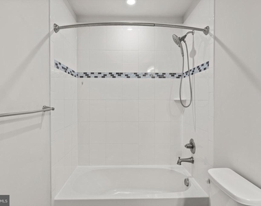 311 Sunrise Court - Photo Thumbnail 35