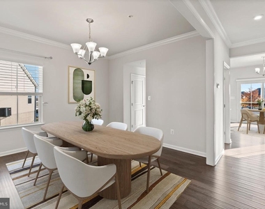 311 Sunrise Court - Photo Thumbnail 11