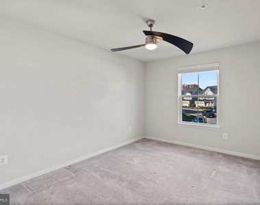 311 Sunrise Court - Photo Thumbnail 38