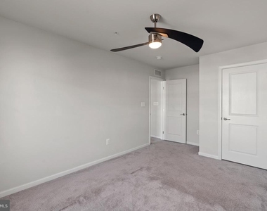 311 Sunrise Court - Photo Thumbnail 39