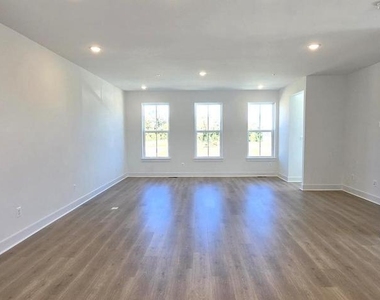 1726 Blacksmith Way - Photo Thumbnail 23