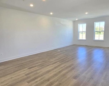 1726 Blacksmith Way - Photo Thumbnail 22