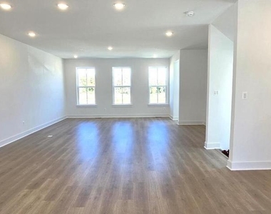 1726 Blacksmith Way - Photo Thumbnail 15