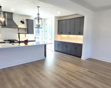 1726 Blacksmith Way - Photo Thumbnail 8