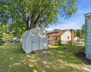 815 Maple Avenue N - Photo Thumbnail 42