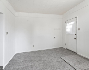 815 Maple Avenue N - Photo Thumbnail 7