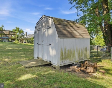 815 Maple Avenue N - Photo Thumbnail 41