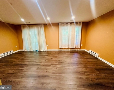 4719 Ashforth Way - Photo Thumbnail 2