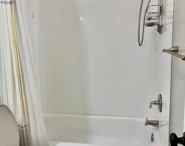 13 Mitnick Court - Photo Thumbnail 13