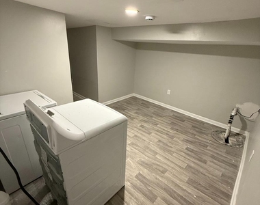 3704 W Belvedere Avenue - Photo Thumbnail 11