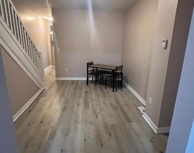 3704 W Belvedere Avenue - Photo Thumbnail 6