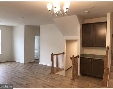 7709 Dignity Way - Photo Thumbnail 3