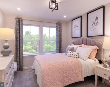 7709 Dignity Way - Photo Thumbnail 5