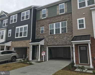 7709 Dignity Way - Photo Thumbnail 2