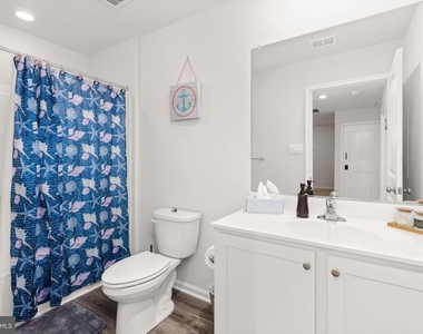 32085 Sand Bank Lane - Photo Thumbnail 9