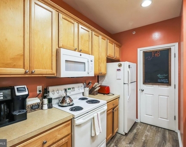 17054 N Brandt Street - Photo Thumbnail 12