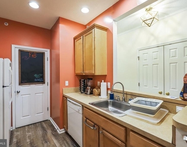 17054 N Brandt Street - Photo Thumbnail 13