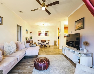 17054 N Brandt Street - Photo Thumbnail 8