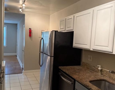 321 Adams Street Ne - Photo Thumbnail 16