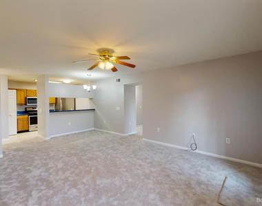 2666 S Knightsbridge Circle - Photo Thumbnail 6