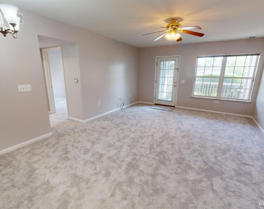 2666 S Knightsbridge Circle - Photo Thumbnail 5