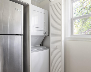 1513 E Franklin Street - Photo Thumbnail 11
