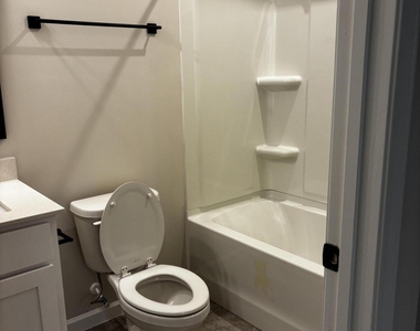 166 Pierce Landing Drive - Photo Thumbnail 14