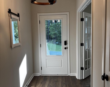 166 Pierce Landing Drive - Photo Thumbnail 3