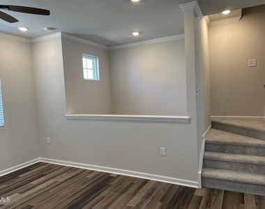 608 Gimari Drive - Photo Thumbnail 28