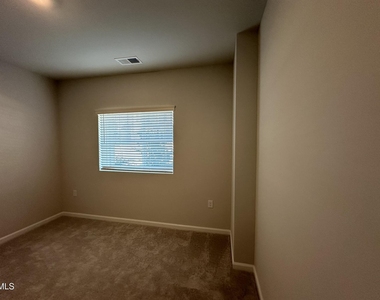 608 Gimari Drive - Photo Thumbnail 41