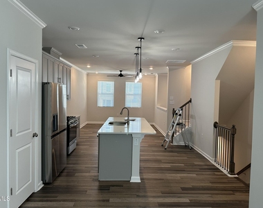 608 Gimari Drive - Photo Thumbnail 30