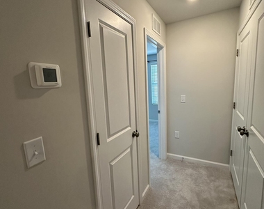 608 Gimari Drive - Photo Thumbnail 23
