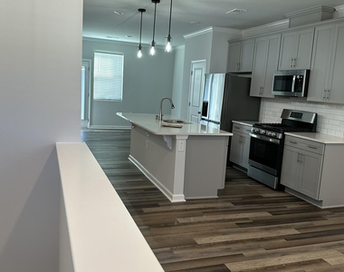 608 Gimari Drive - Photo Thumbnail 31