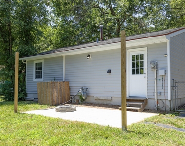 3017 Wedgedale Avenue - Photo Thumbnail 8