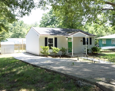 3017 Wedgedale Avenue - Photo Thumbnail 1