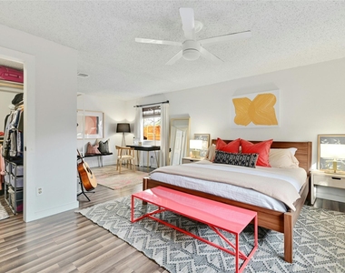11010 Prairie Dove Cir - Photo Thumbnail 10
