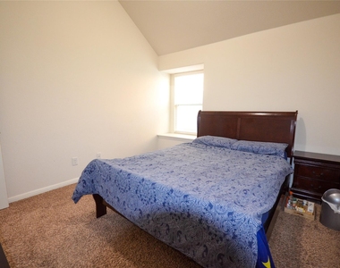 5632 Sabbia Dr - Photo Thumbnail 12