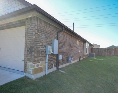 5632 Sabbia Dr - Photo Thumbnail 19