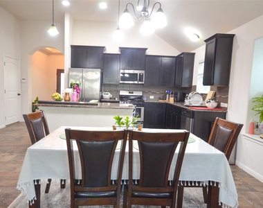 5632 Sabbia Dr - Photo Thumbnail 1
