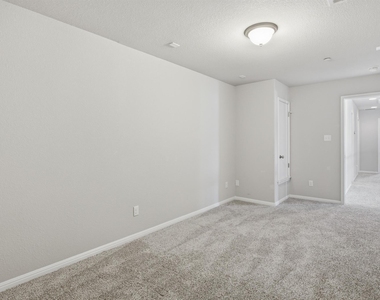 2304 S Lakeline Blvd - Photo Thumbnail 20