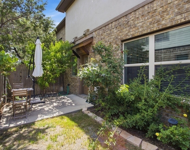 2304 S Lakeline Blvd - Photo Thumbnail 22