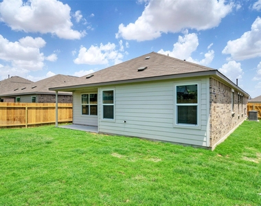 108 Montego St - Photo Thumbnail 28