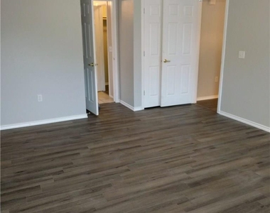 1121 Terry Dr - Photo Thumbnail 10